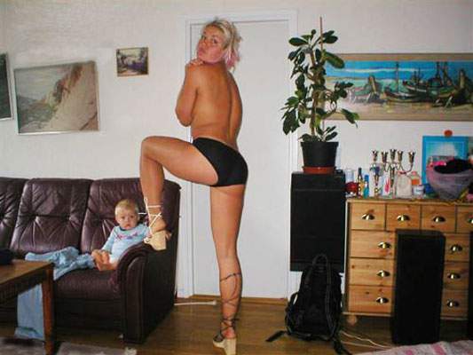 I Assistance Single Stripper Moms….but « SURVIVETHECLUB: A STRIPPER Web site